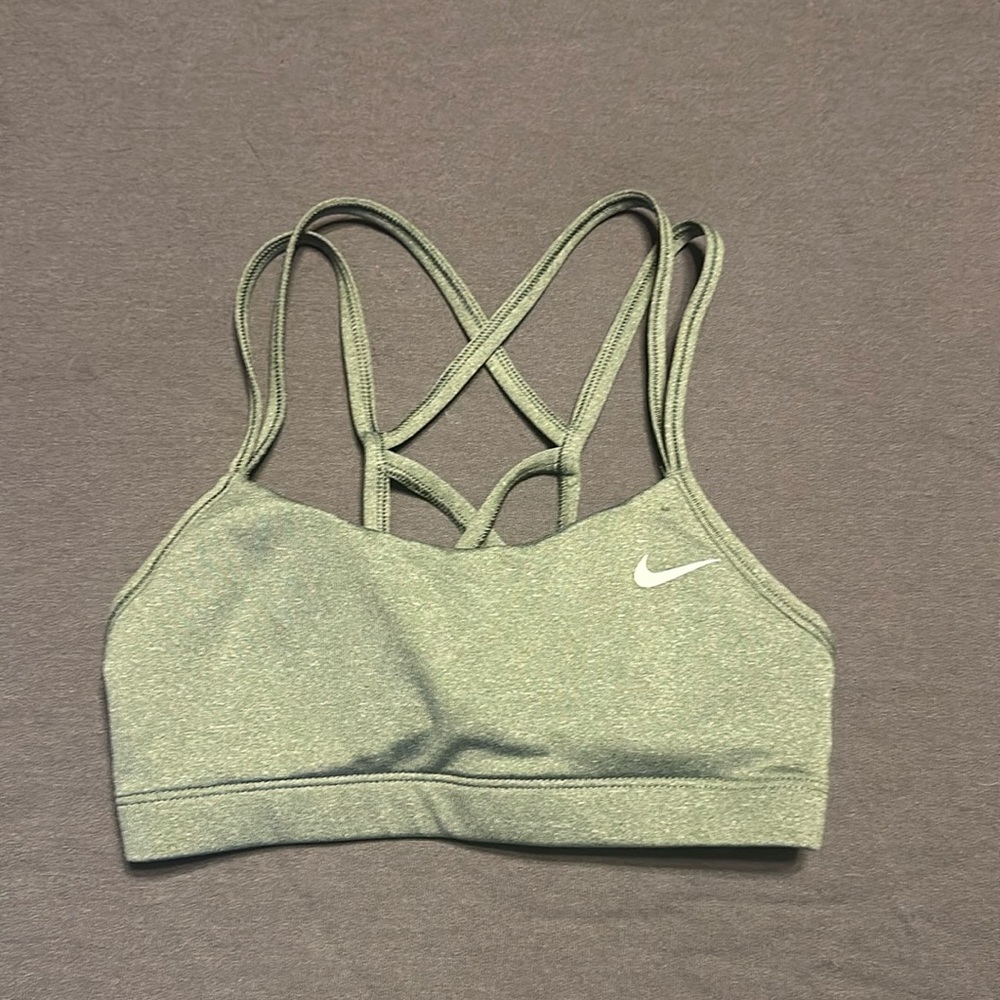 nike sports bra